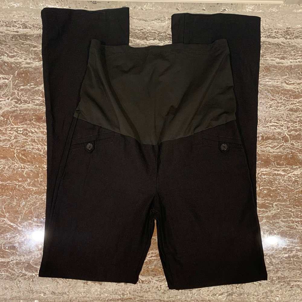 GREAT MATERNITY BLACK PANTS !